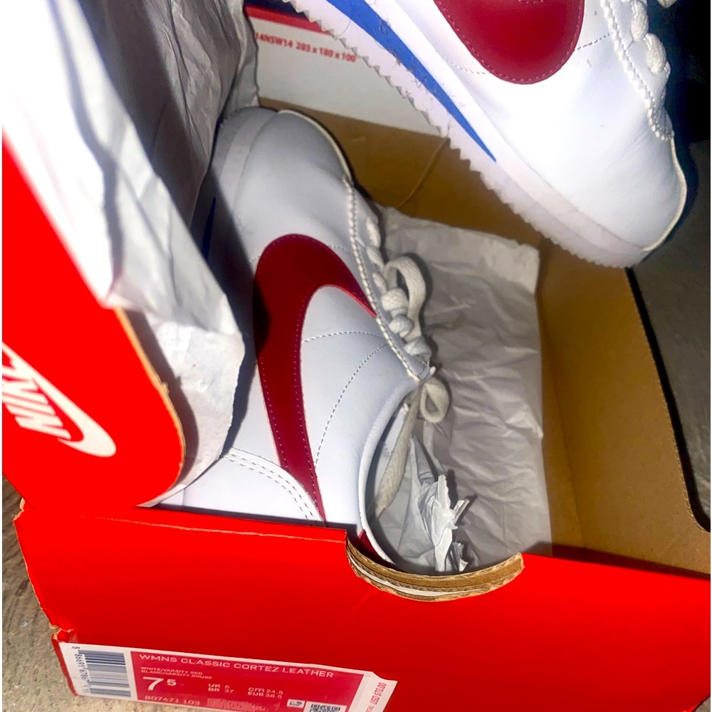 Women’s Nike Cortez. Red white and blue